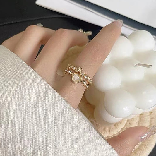 Snake-shaped zircon ring trendy geometric design