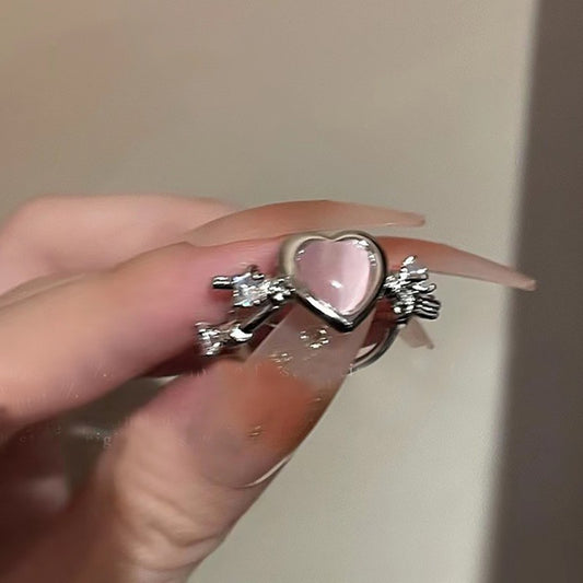 Snake-shaped zircon ring trendy geometric design