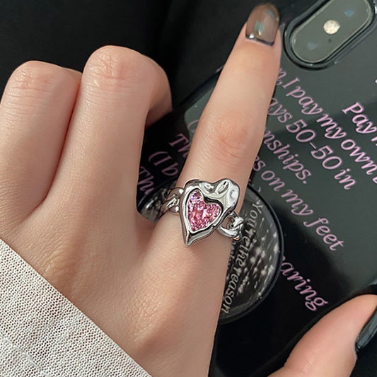 Snake-shaped zircon ring trendy geometric design