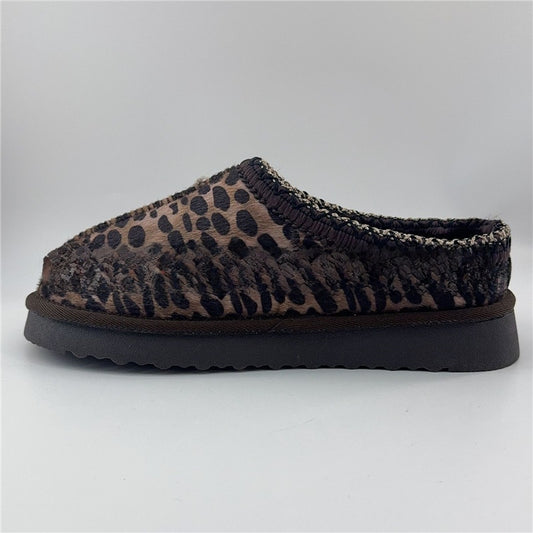 Snow boots for men in large size with ethnic style