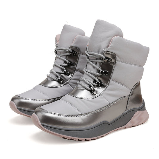Snow boots for warm and slip-resistant outdoor activities