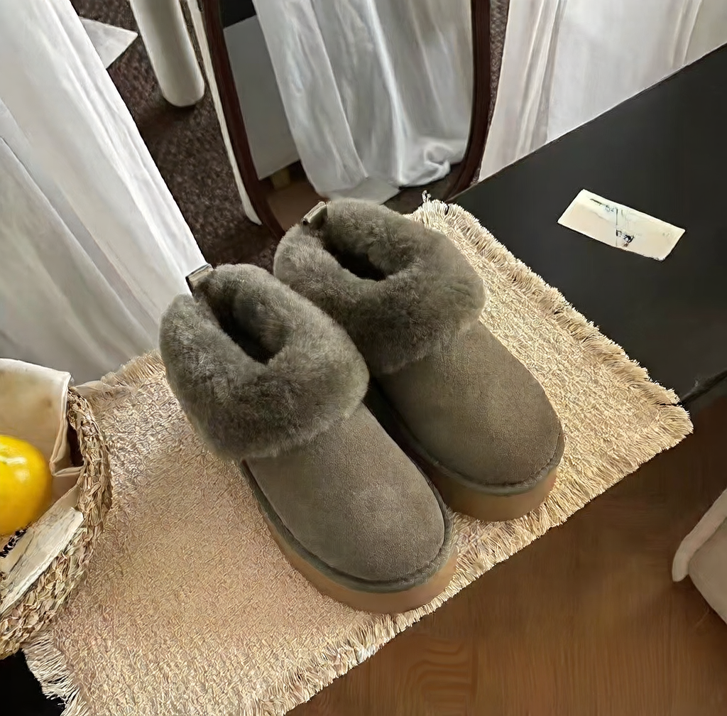 snow boots