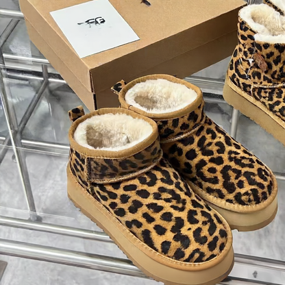snow boots