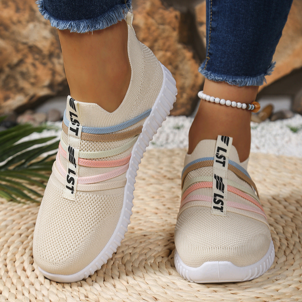 Sock shoes, low-top mesh running shoes