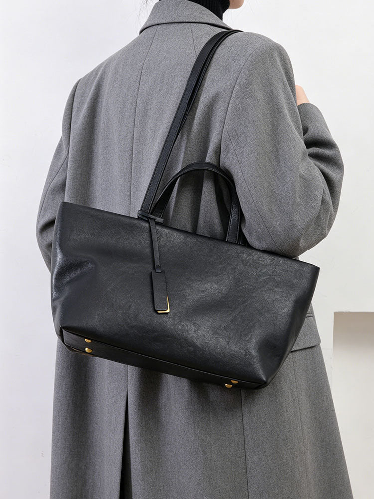 Soft Leather Commuter Shoulder Bag
