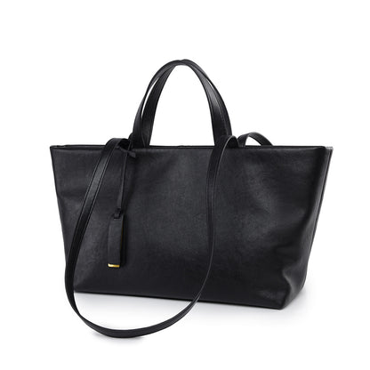 Soft Leather Commuter Shoulder Bag