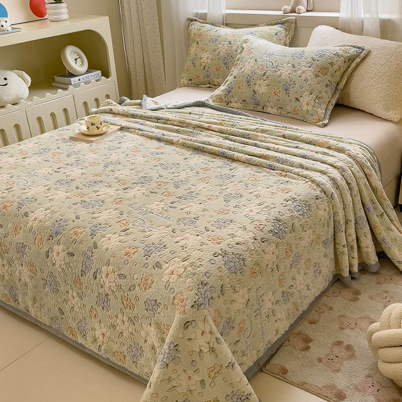 Soft Plush Flannel Throw Blanket