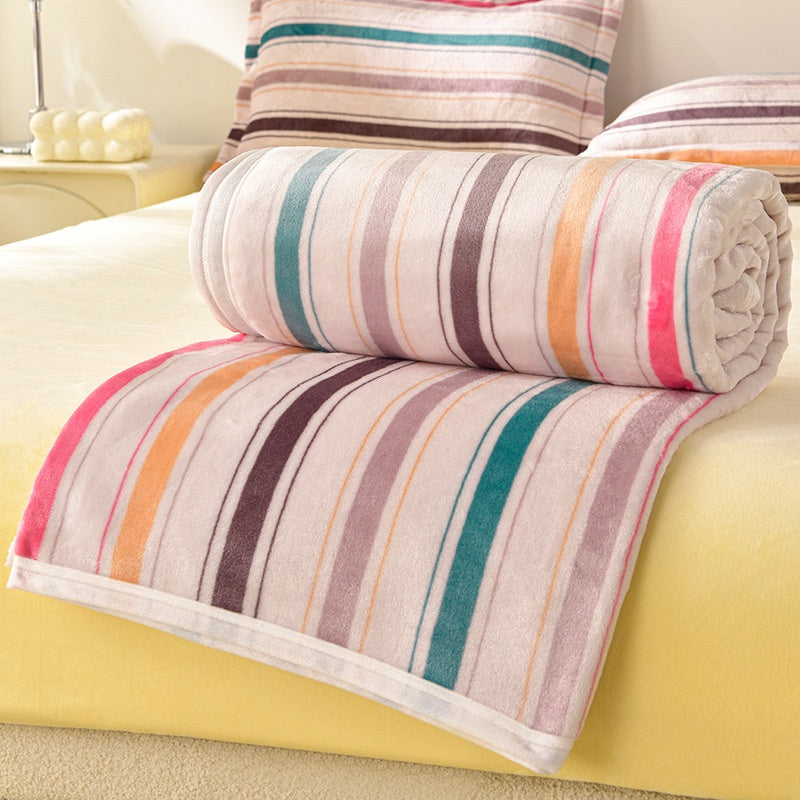 Soft Polyester Flannel Blanket for Home Use