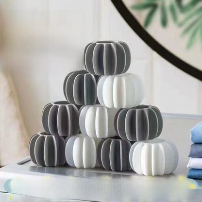Soft silicone laundry balls