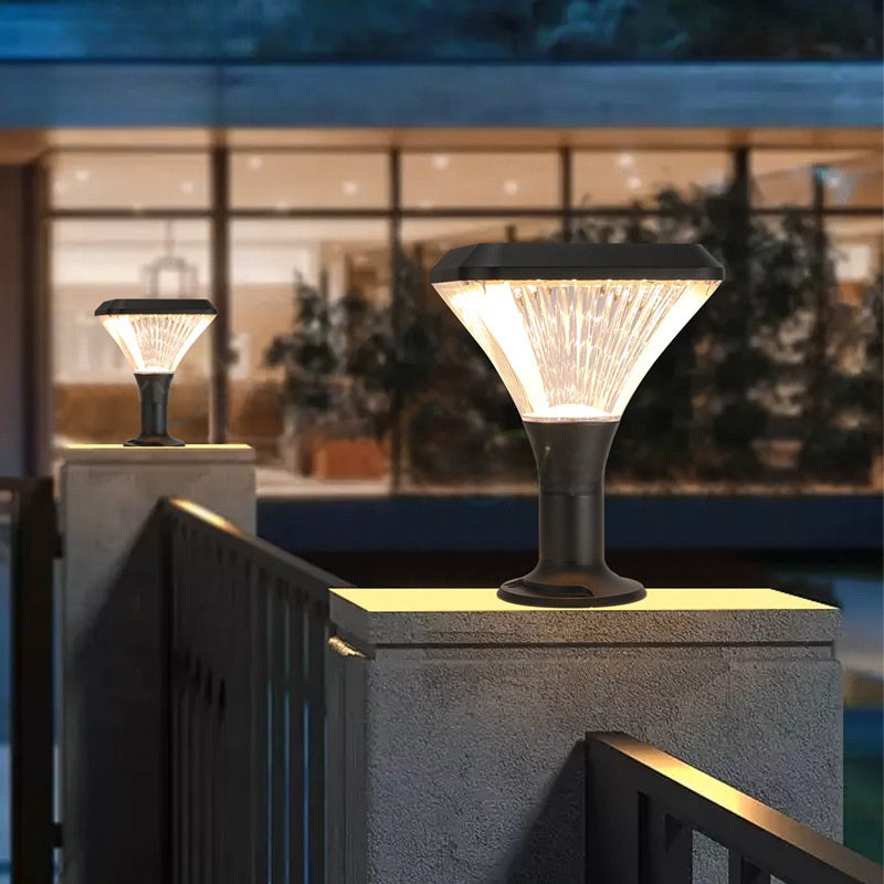 Solar courtyard light