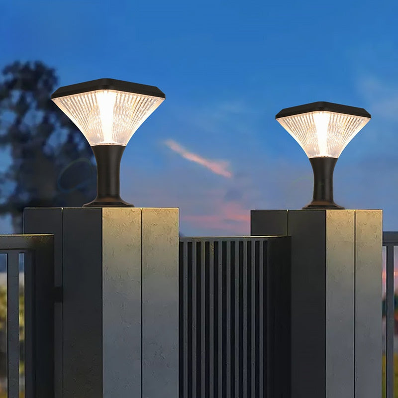 Solar courtyard light
