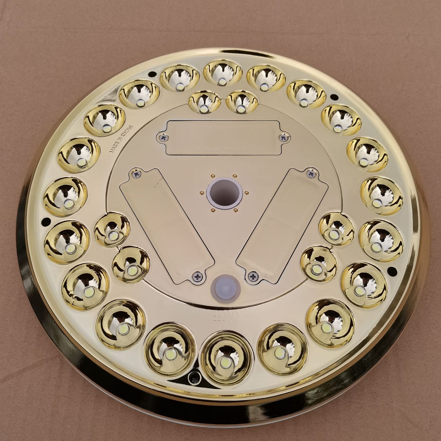 solar flagpole light