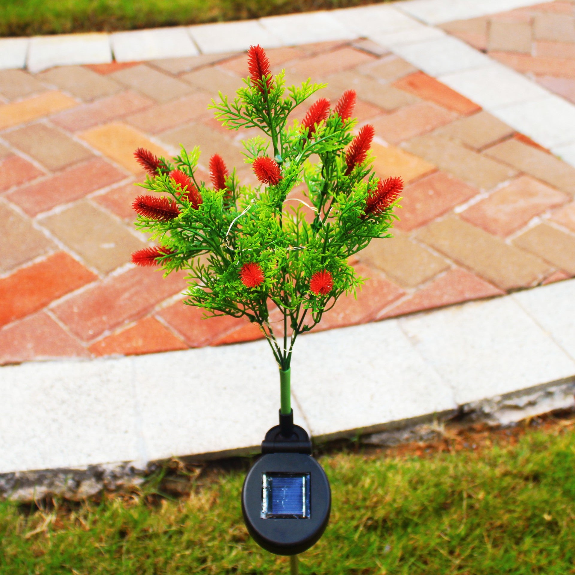 Solar garden light