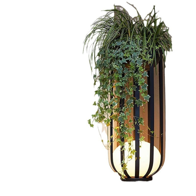 Solar garden light