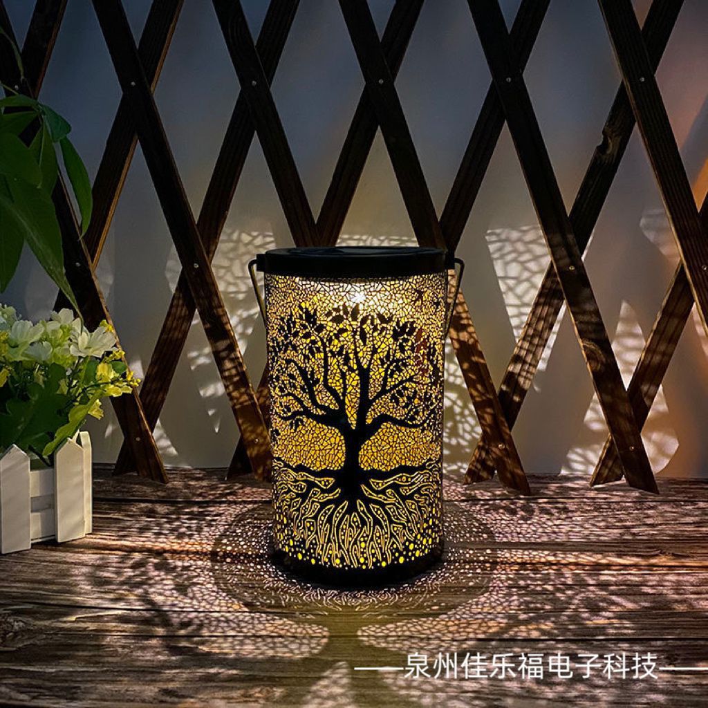 Solar Iron Hollow Projection Lamp