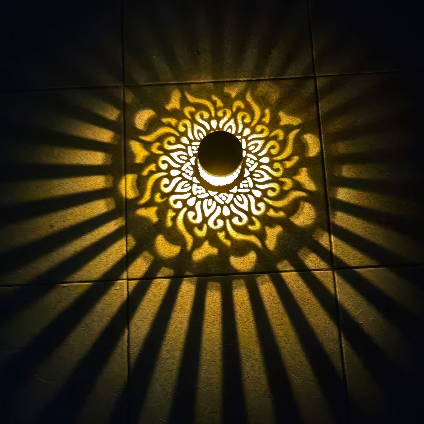Solar lamp