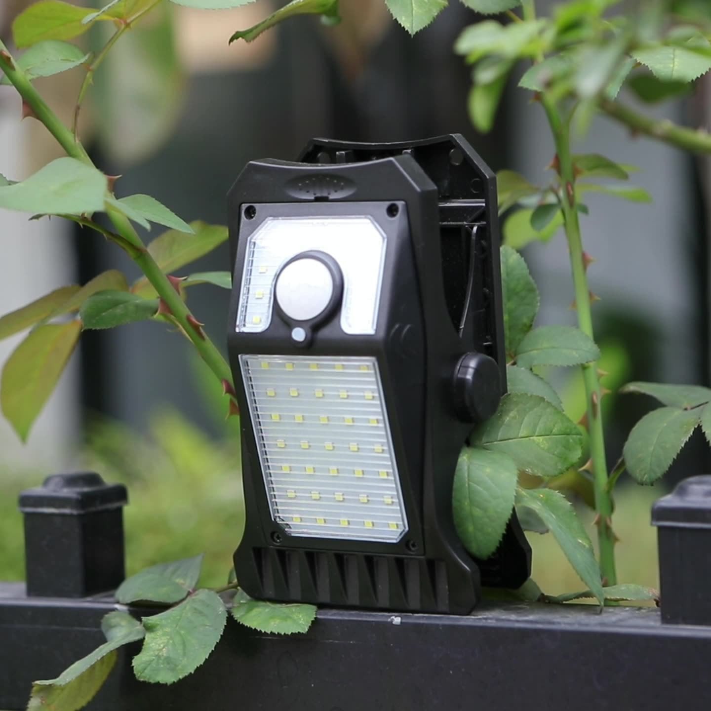Solar Outdoor Lights