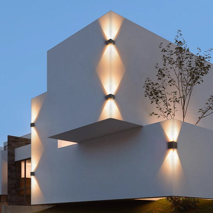 Solar Powered 90 Degree Corner Wall Light Outdoor Garden Lighting
