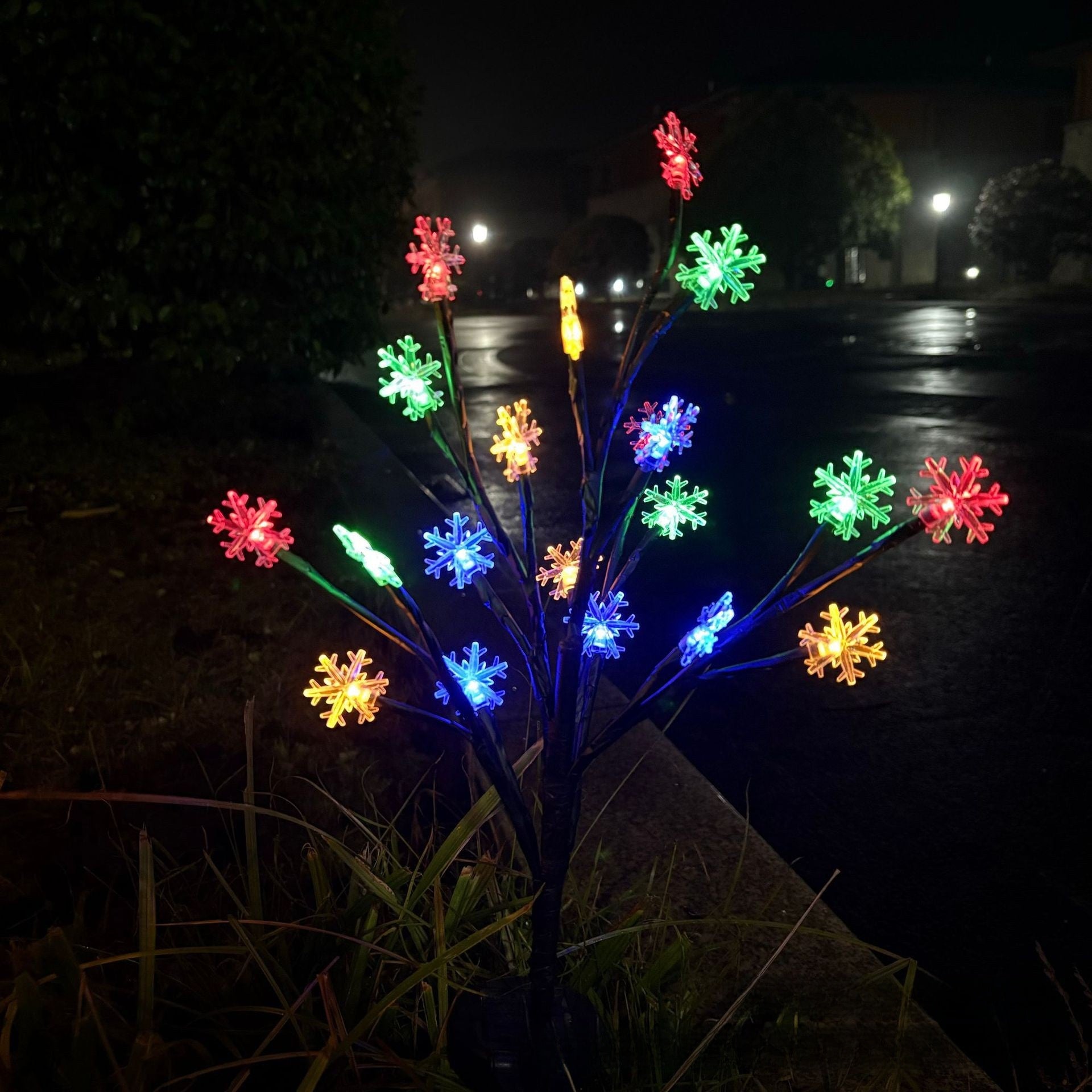 Solar Powered Decorative Garden Lamp with Flower Designs