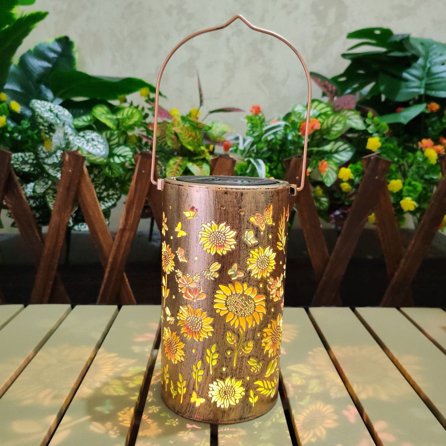 Solar Powered Outdoor Garden Hanging Light