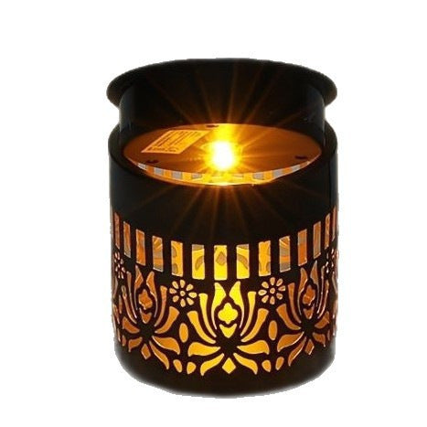 Solar-powered outdoor wall light