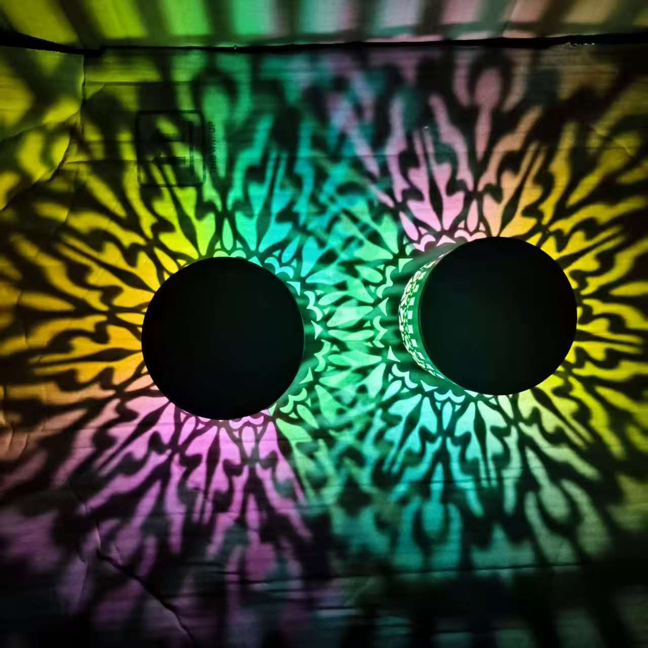 Solar-powered wall light