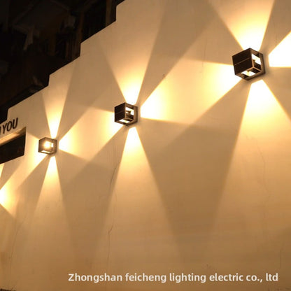 Solar wall lamp