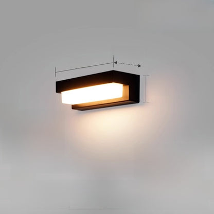 Solar wall light