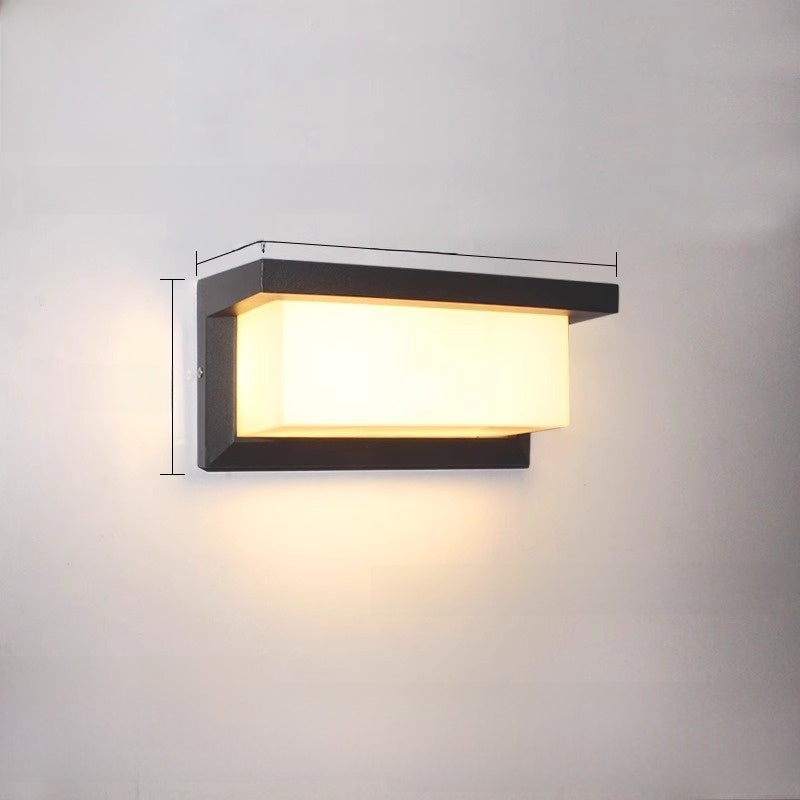 Solar wall light