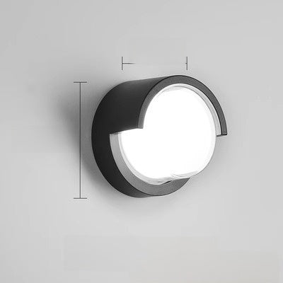 Solar wall light