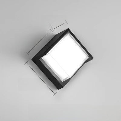 Solar wall light