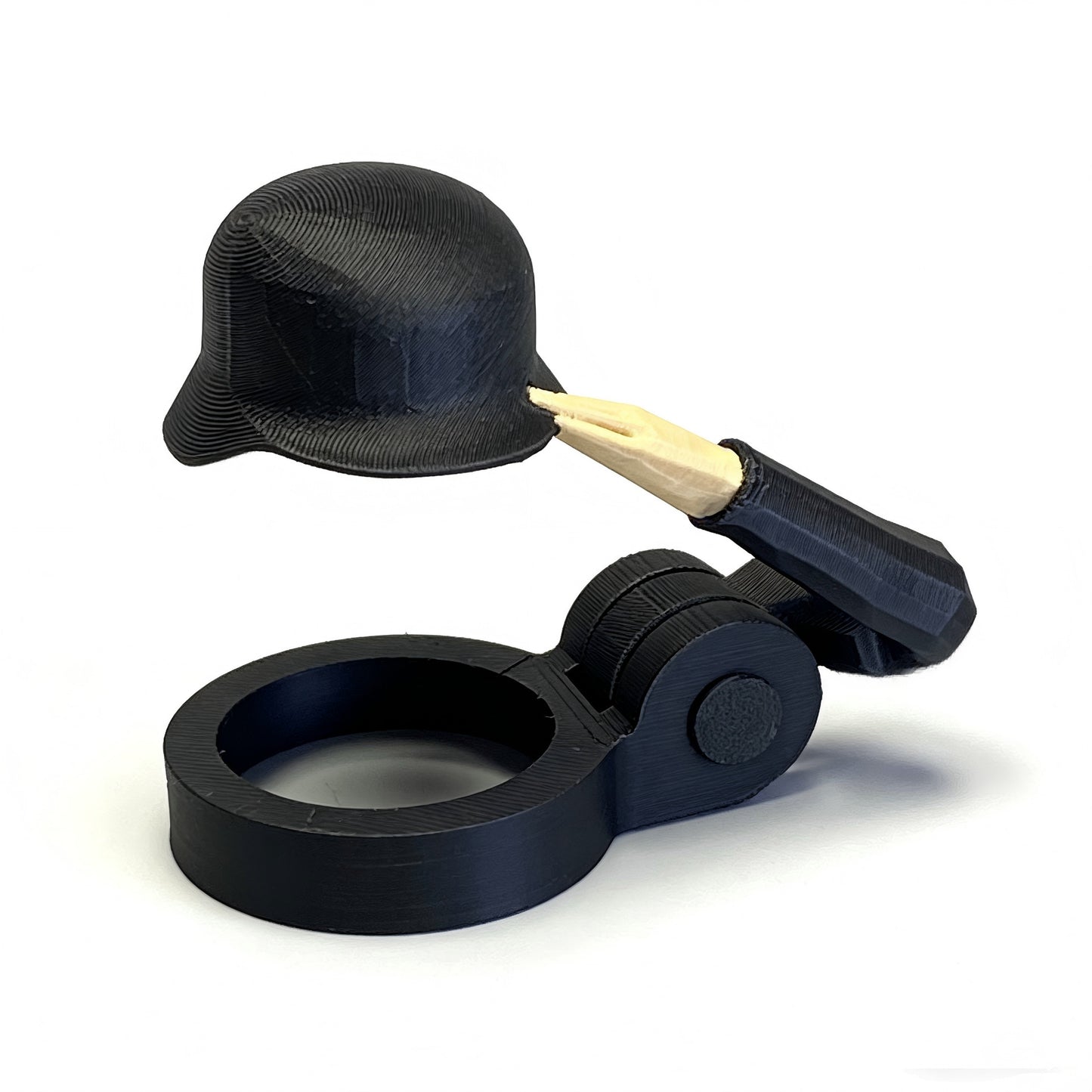Soldier Salute Beer Bottle Helmet