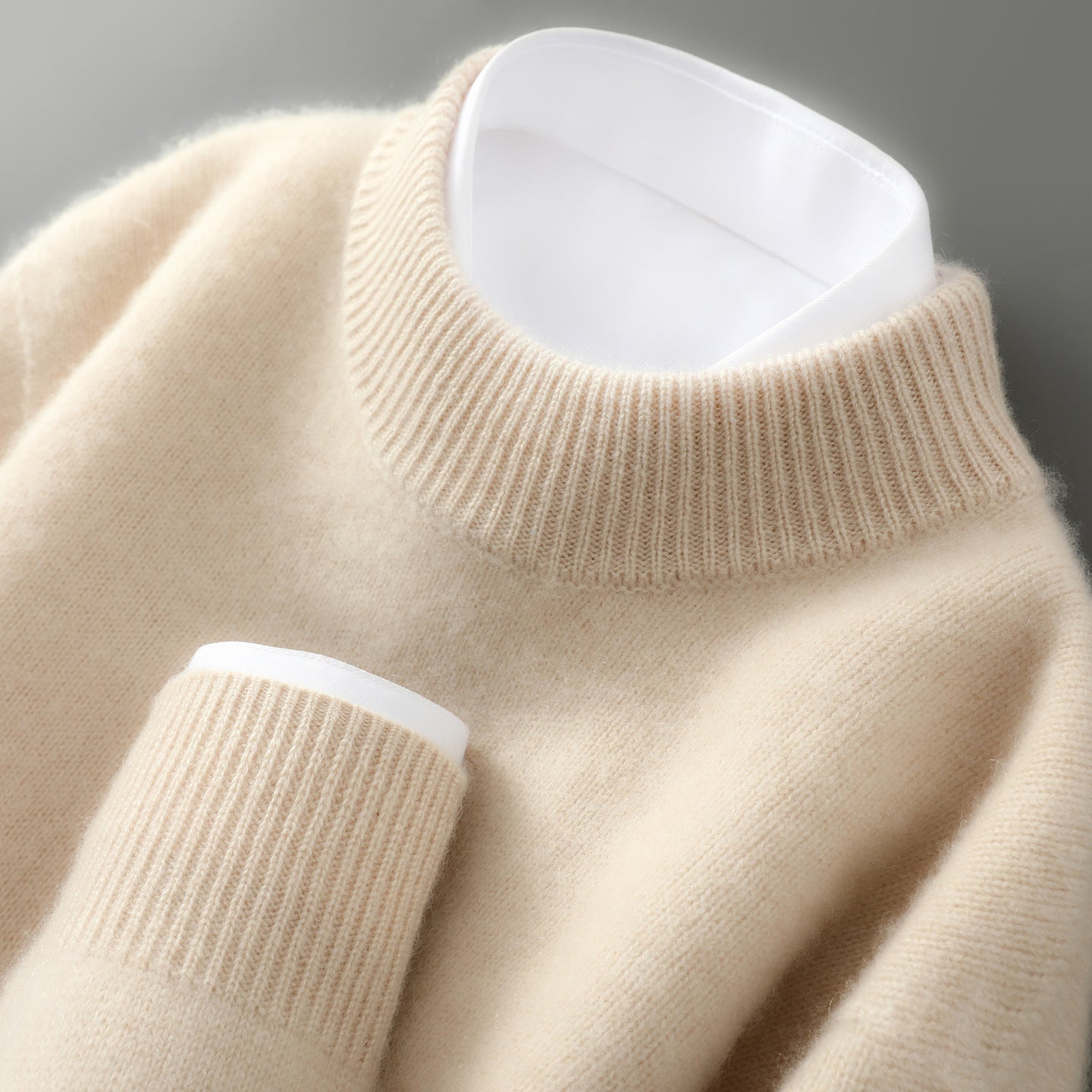 Solid-color base knitted wool sweater