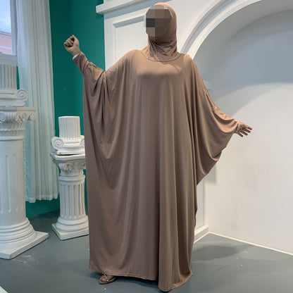 Solid-color batwing robe