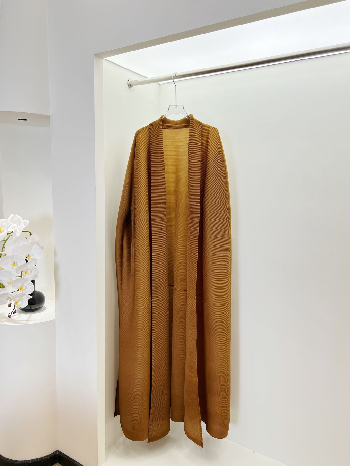 Solid color batwing sleeve loose coat