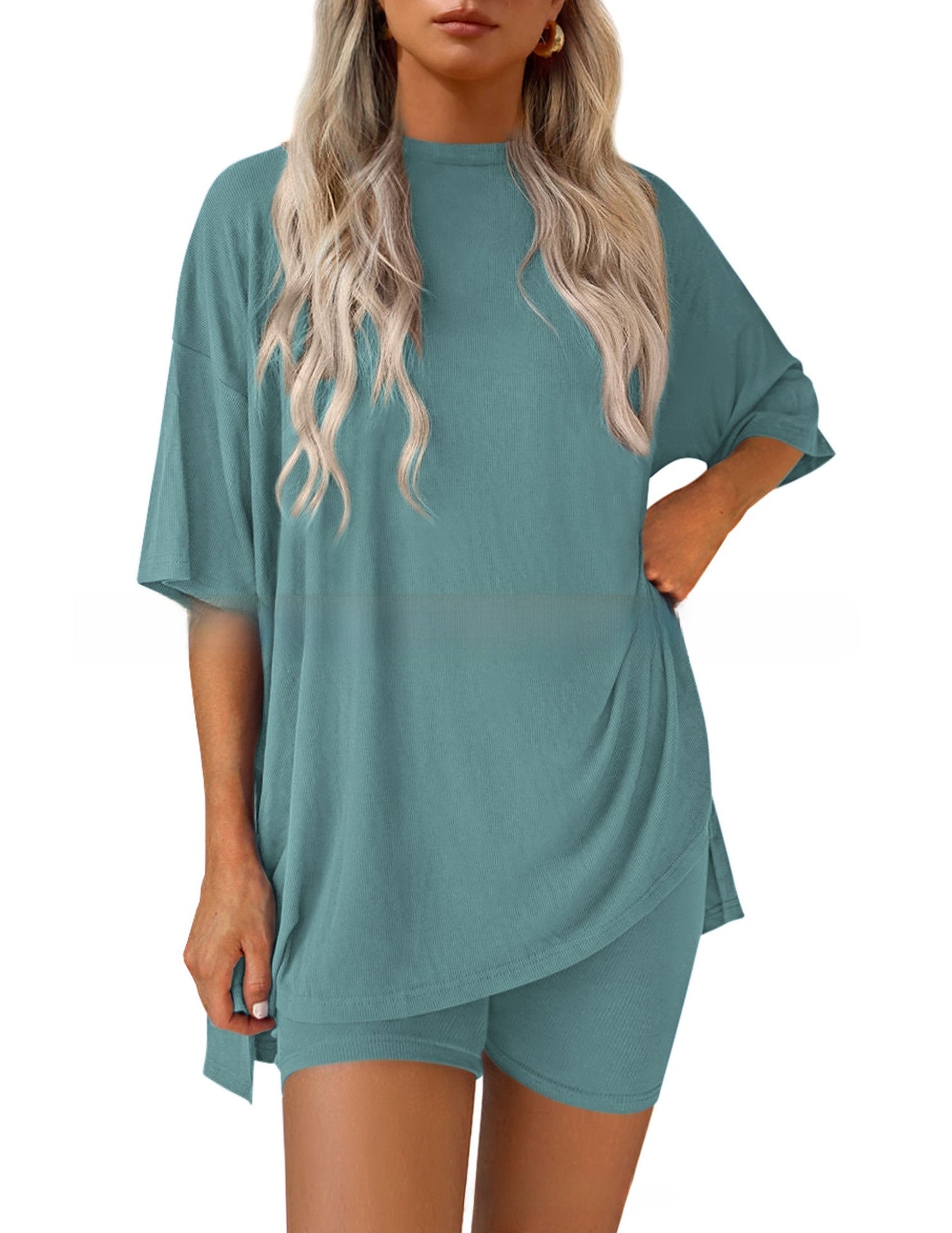 Solid-color casual suit