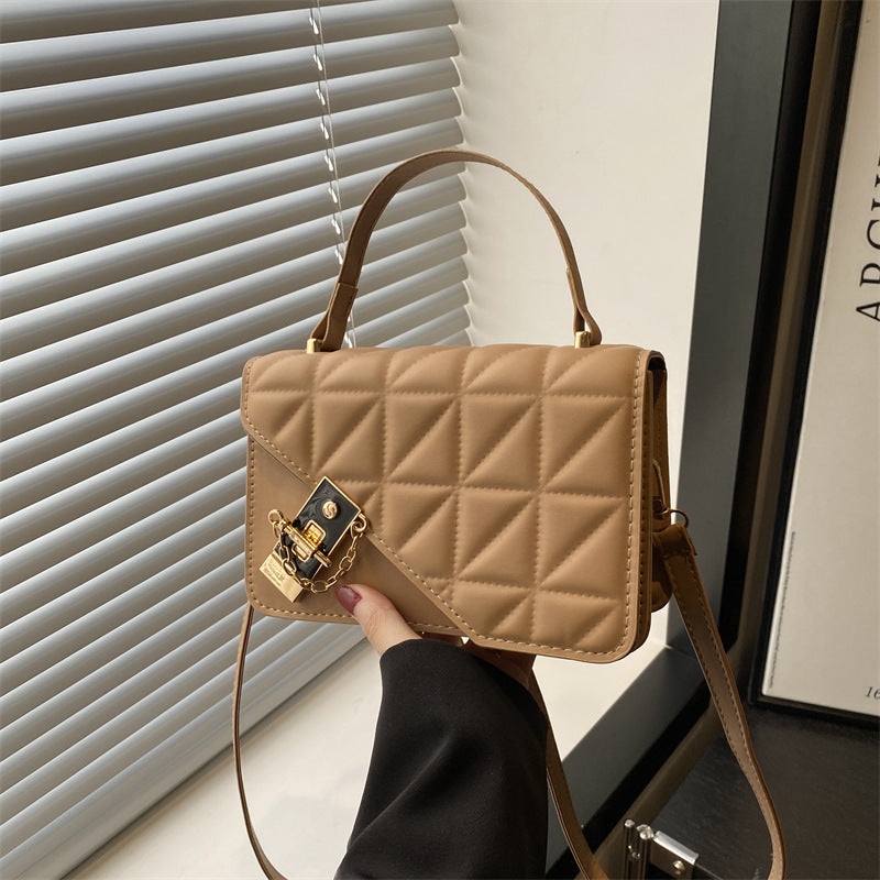 Solid-color diamond-shaped handbag for women