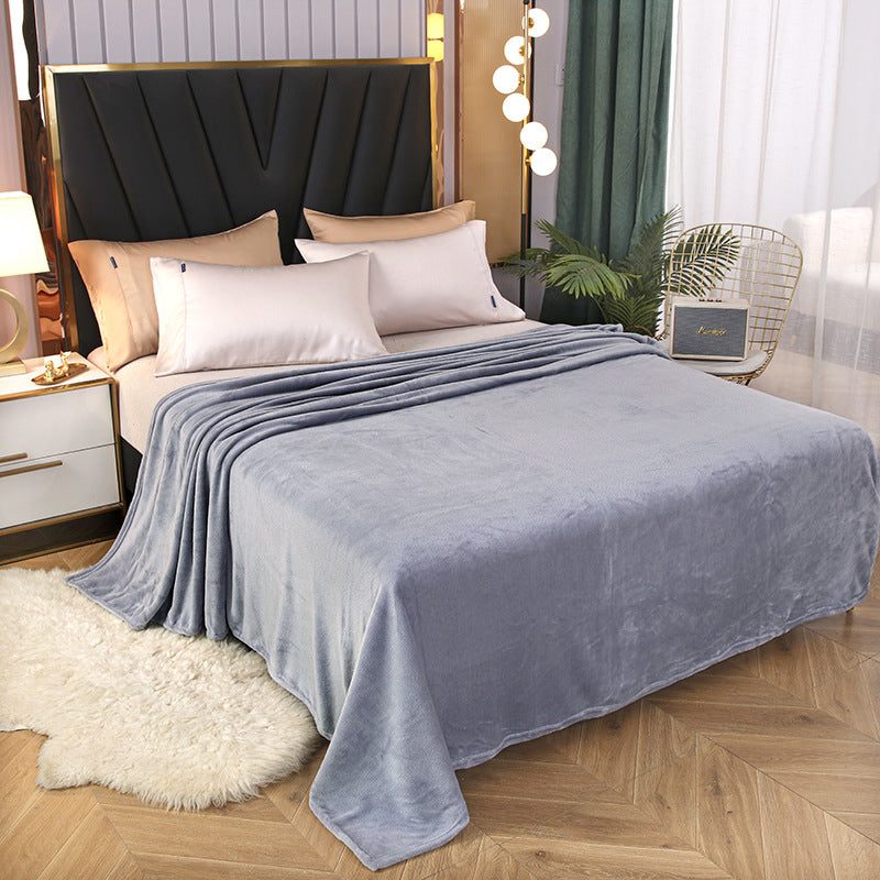 Solid-color flannel blanket