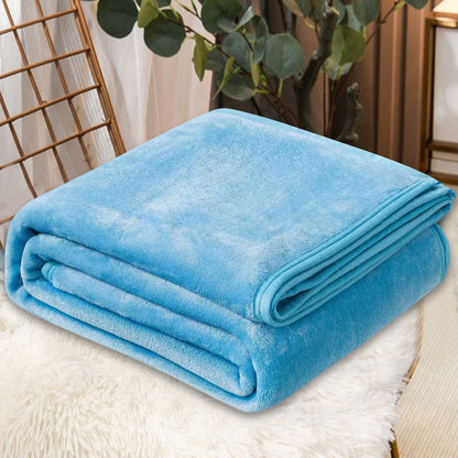 Solid-color flannel blanket