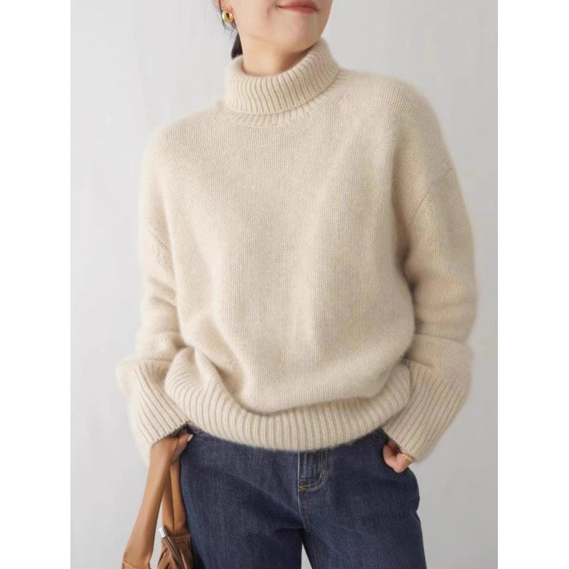 Solid color knitwear