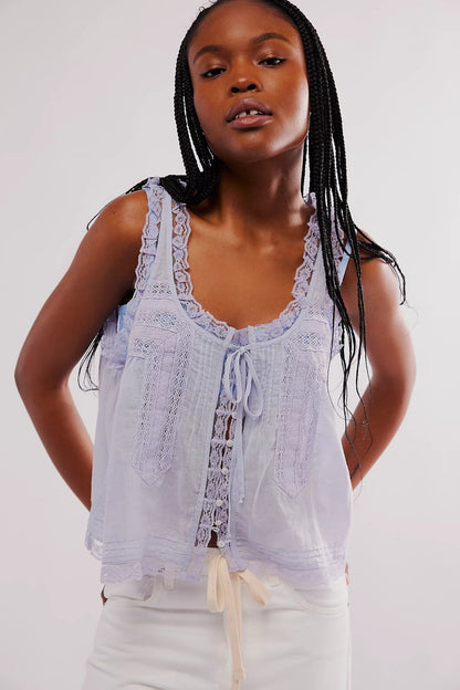 Solid color lace trim spliced small halter back