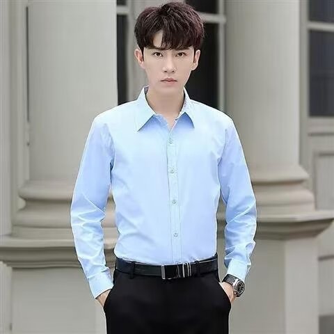 Solid-color long-sleeved shirt