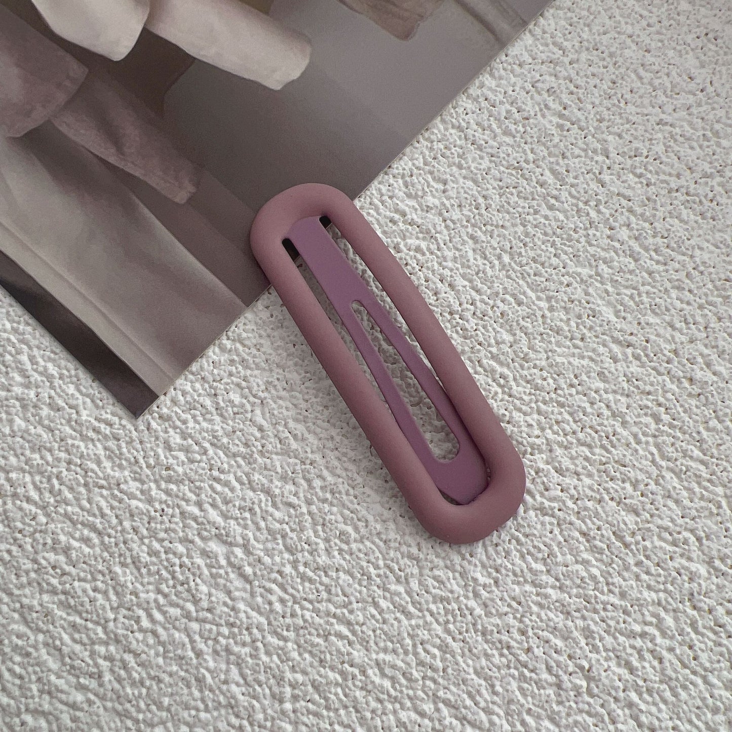 Solid color matte hairpin