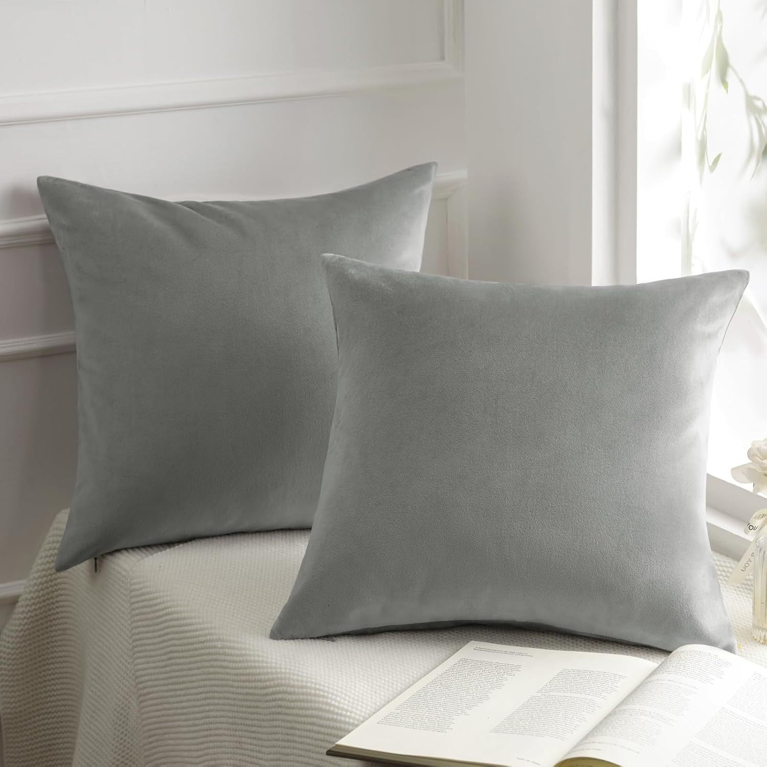 Solid color pillow case