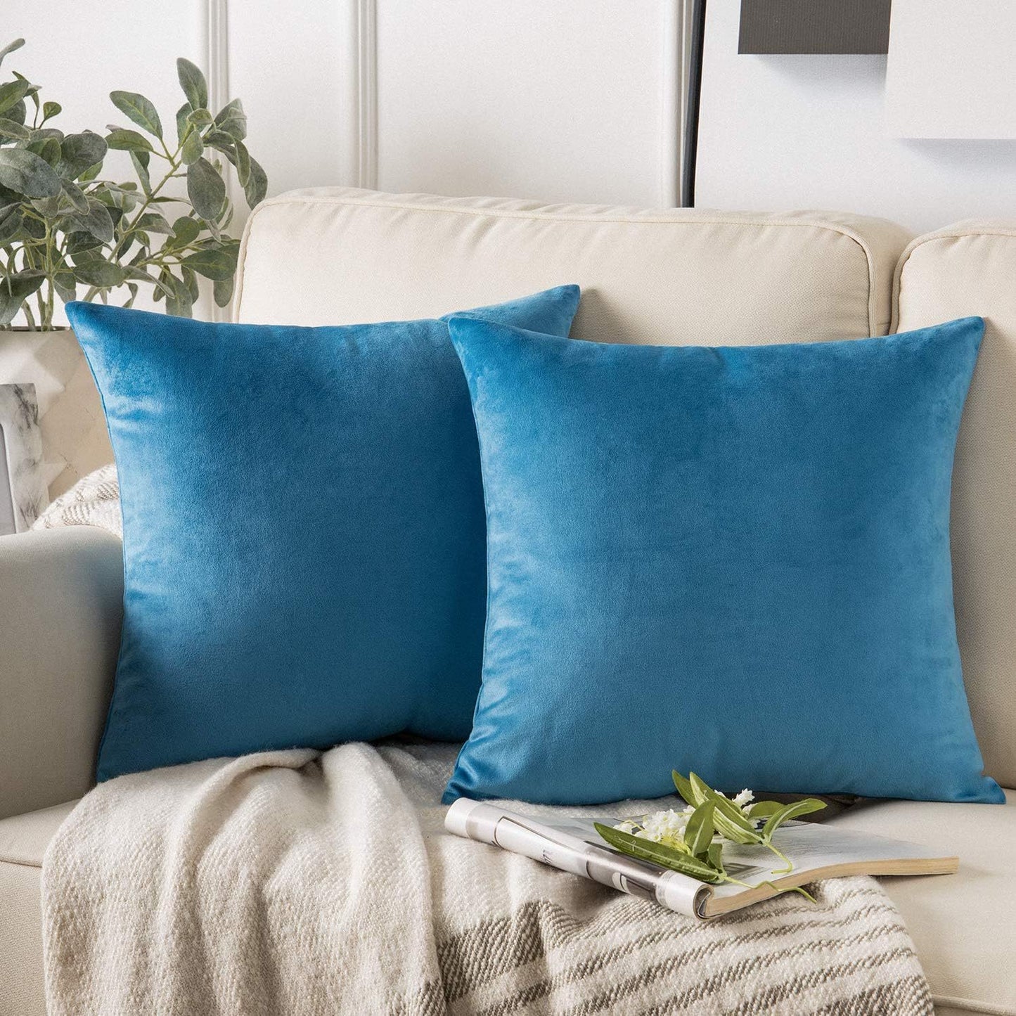 Solid-color pillowcase
