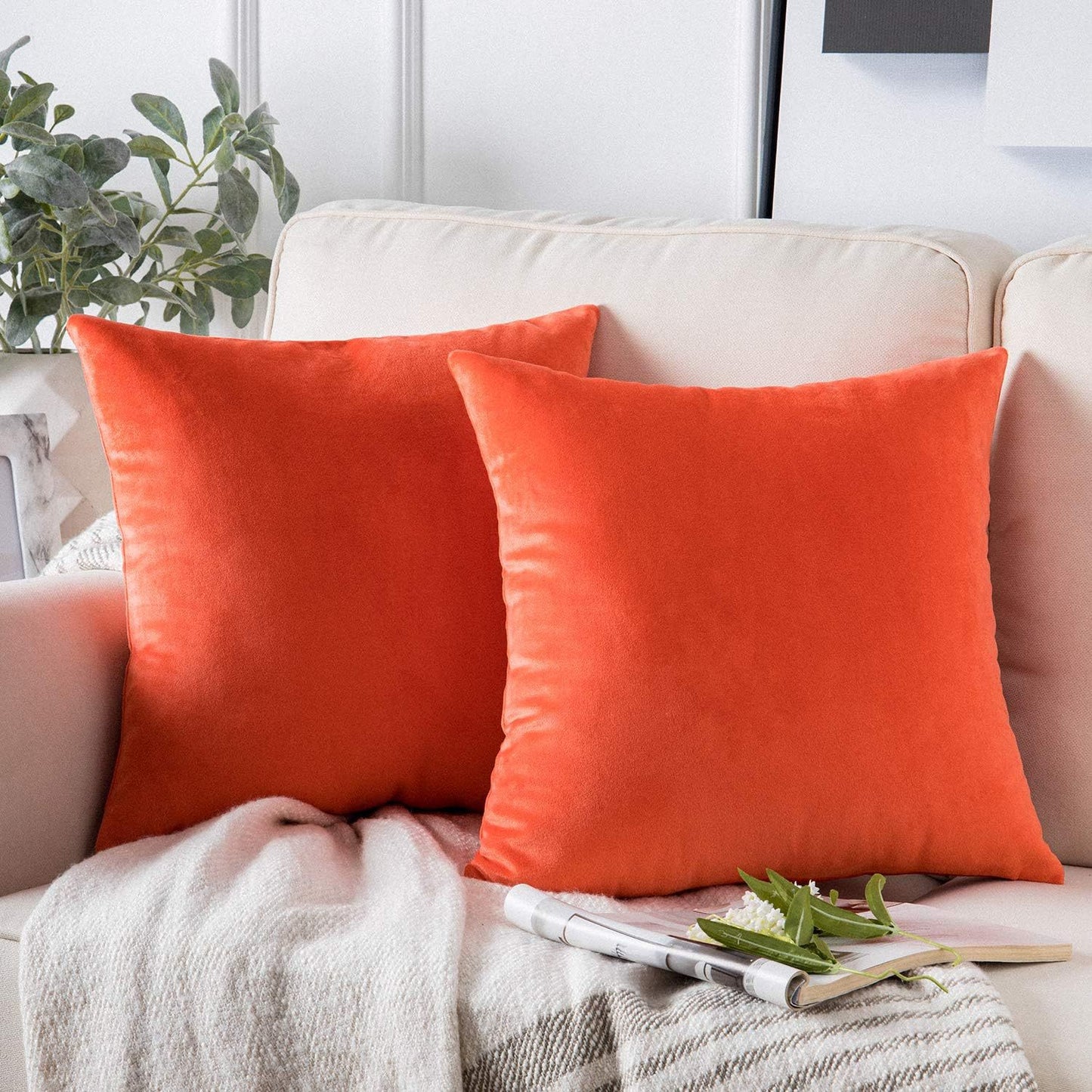 Solid-color pillowcase