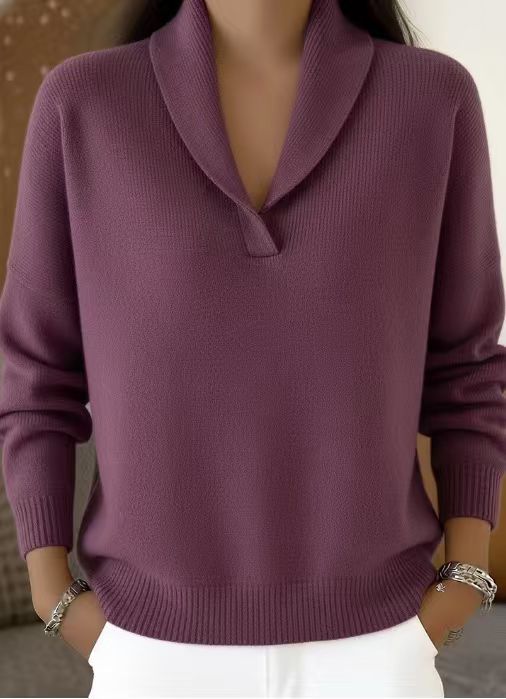 Solid-color relaxed-fit pullover