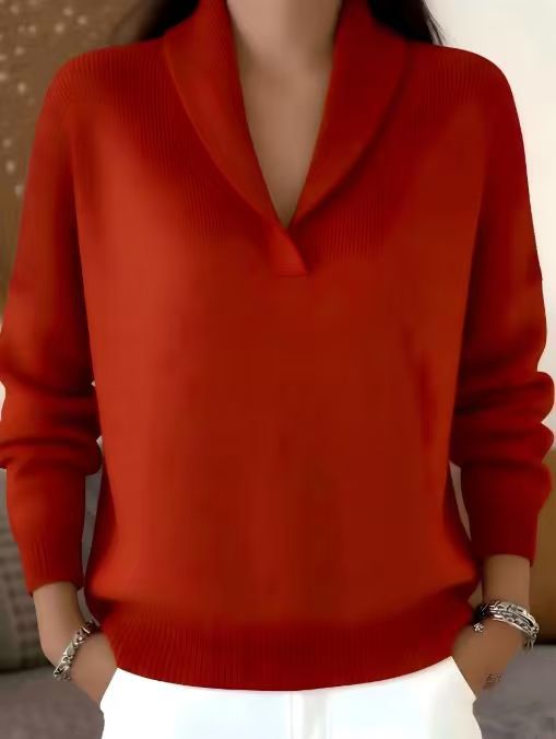 Solid-color relaxed-fit pullover