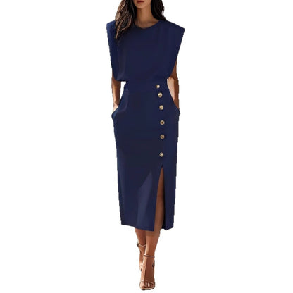 Solid color round neck fitted waist dress
