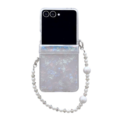 Solid-color shell with shell patterns for mobile phones